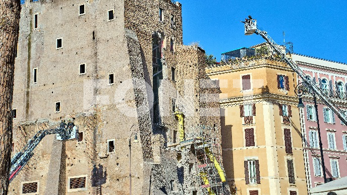 Urušila se srenjevekovna kula